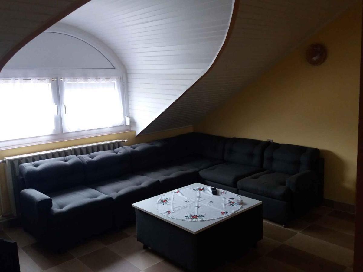 Apartment In Balatonmariafuerdo 19249 Balatonkeresztur Ngoại thất bức ảnh