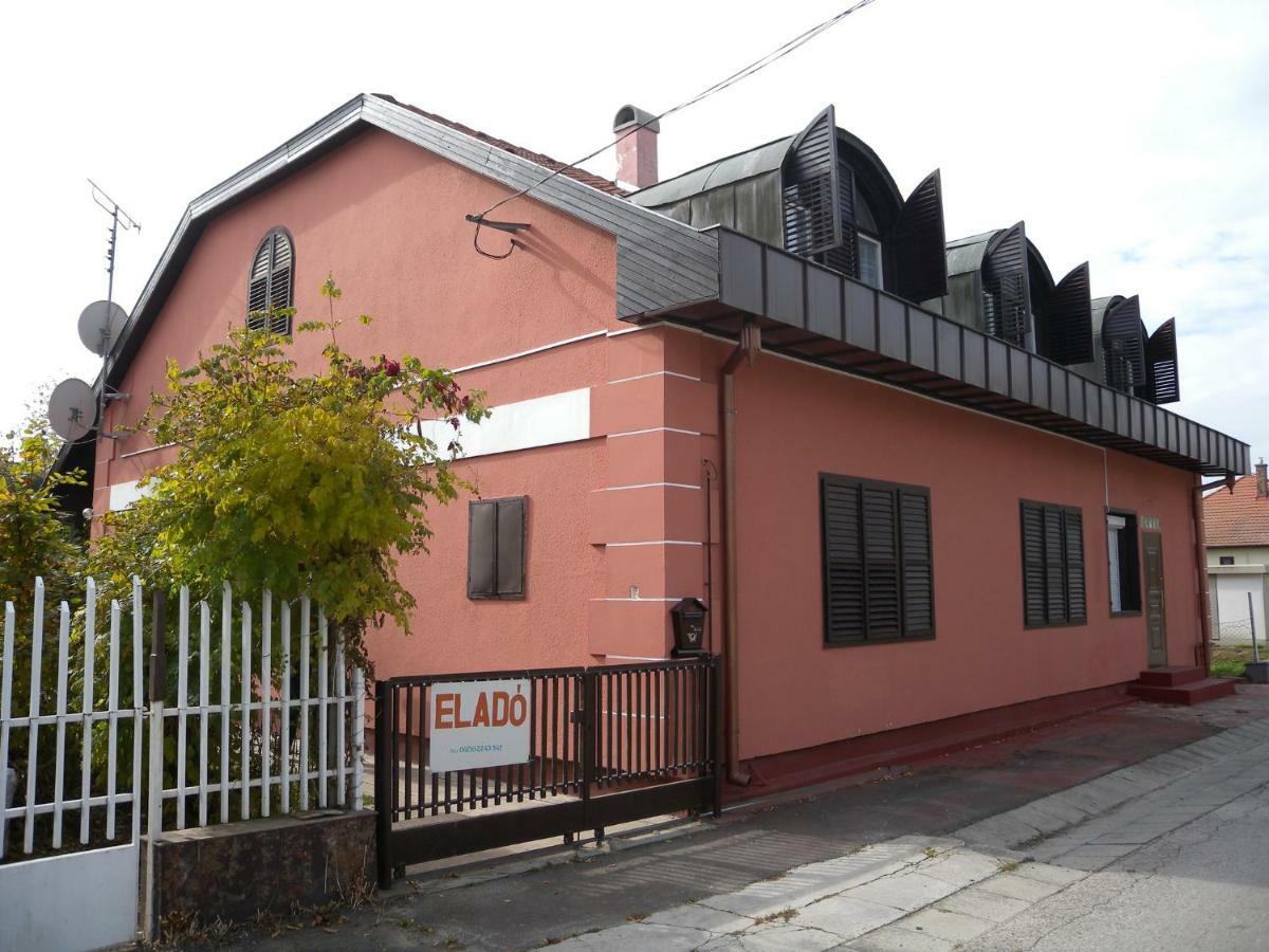 Apartment In Balatonmariafuerdo 19249 Balatonkeresztur Ngoại thất bức ảnh